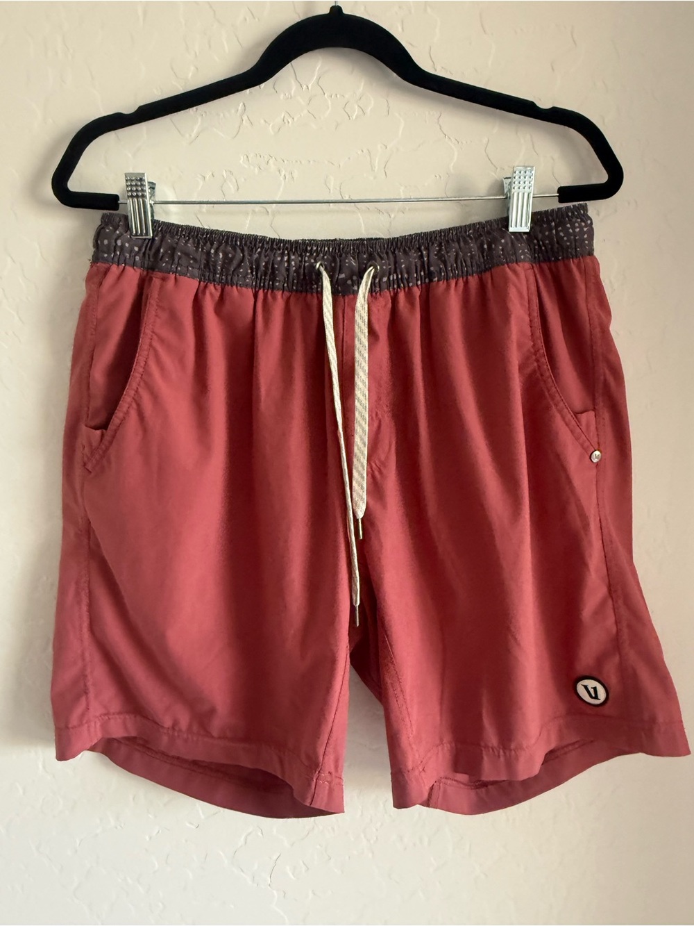 Vuori Kore Shorts size 32 medium